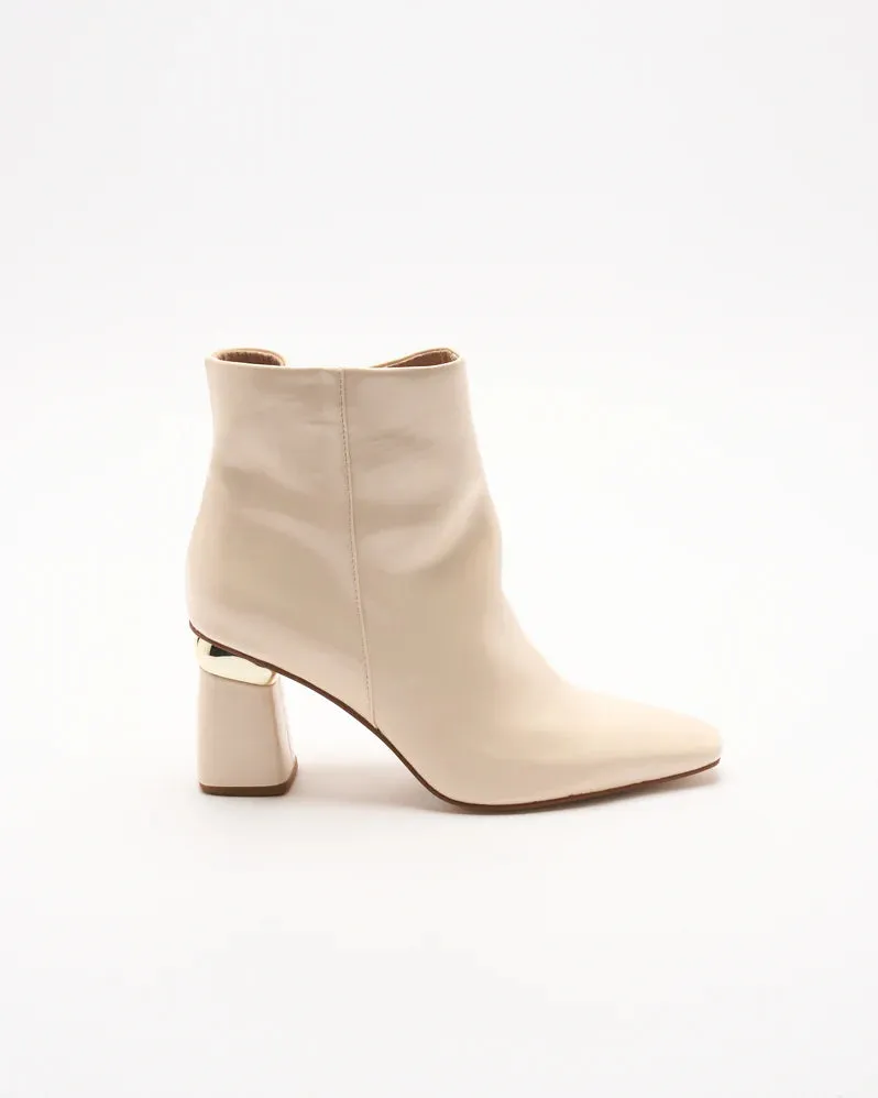 BOOT SAMARA
